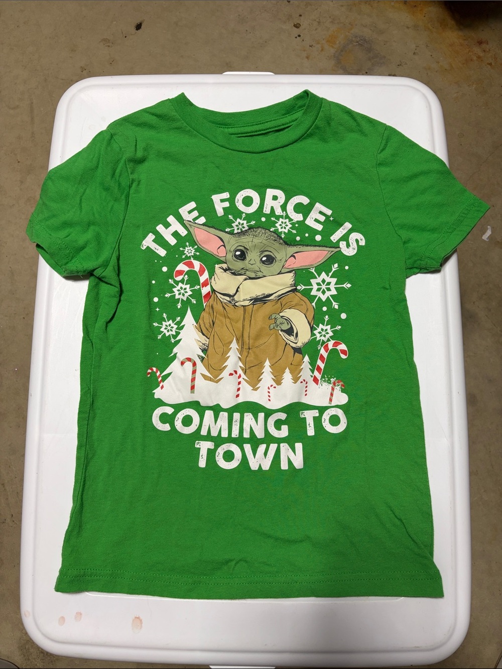 Disney/ Star Wars Christmas Shirt 'The Force Is Coming To Town' Kids Graphic Tee